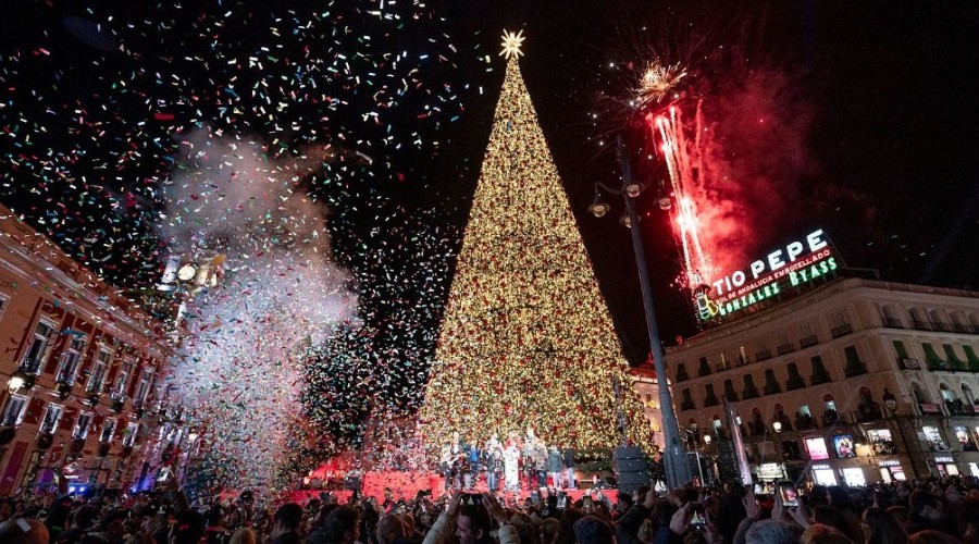 Asi se dió inicio a la temporada navideña en Madrid 