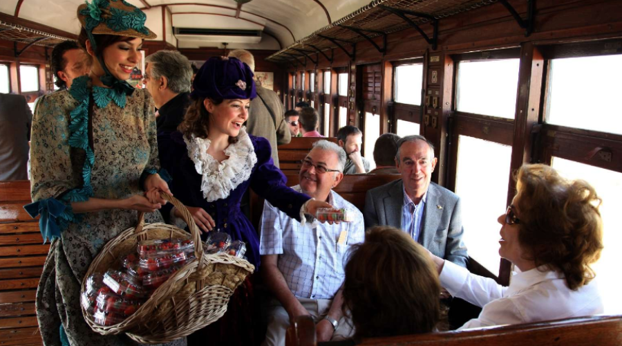 Vuelve el Tren de la Fresa: celebra los 175 a&ntilde;os de historia entre Madrid y Aranjuez.