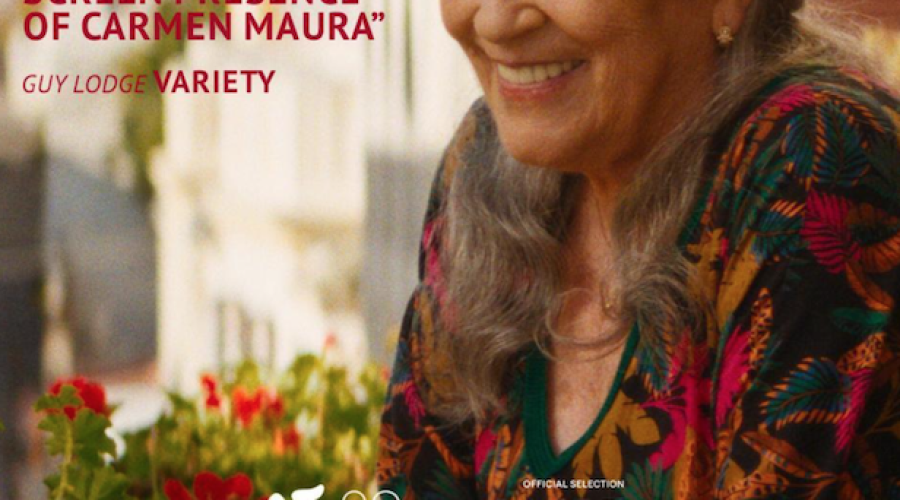 Carmen Maura se reinventa a los 80 a&ntilde;os en 'Calle M&aacute;laga', la pel&iacute;cula de su primer desnudo en el cine.