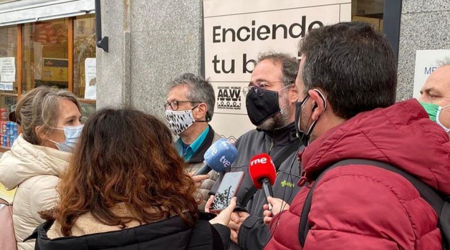 La FRAVM lanza la campaña ‘Enciende tu barrio’ para fomentar la compra en comercios durante Navidad