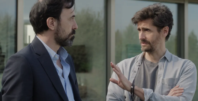 El infierno de los chats de padres y las extraescolares llega a la cartelera