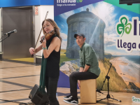 Sharon Corr y su actuación en el metro de Madrid