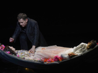Benjamin Britten conquista Madrid: Una puesta en escena magistral de 'El sue&ntilde;o de una noche de verano'.
