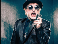 Gurruchaga y la Mondrag&oacute;n: Bodas de oro sobre el escenario.