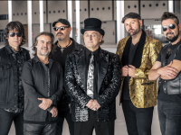 Gurruchaga y la Mondrag&oacute;n: Bodas de oro sobre el escenario.