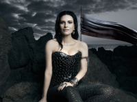 Tres d&eacute;cadas de m&uacute;sica: Laura Pausini recorre su vida art&iacute;stica en el Movistar Arena