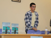 Hugo Escribano, el joven autor que convierte el acoso escolar en literatura, firmar&aacute; en la Feria del Libro de Madrid estutele.com