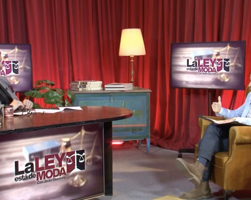LA LEY ESTA DE MODA presentado y dirigido por Javier Guerrero