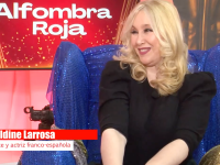 T2 P4 ALFOMBRA ROJA CON GERALDINE LARROSA estutele.com