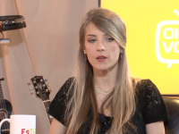E33, VIRGINIA MAESTRO en OIGO VOCES con Edith Salazar estutele.com