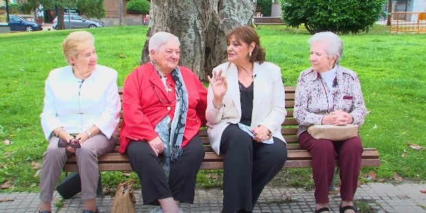 p4, GRANDES VIDAS CON HISTORIA, CHARO REINA con BEGOÑA, FELISA Y PAQUITA